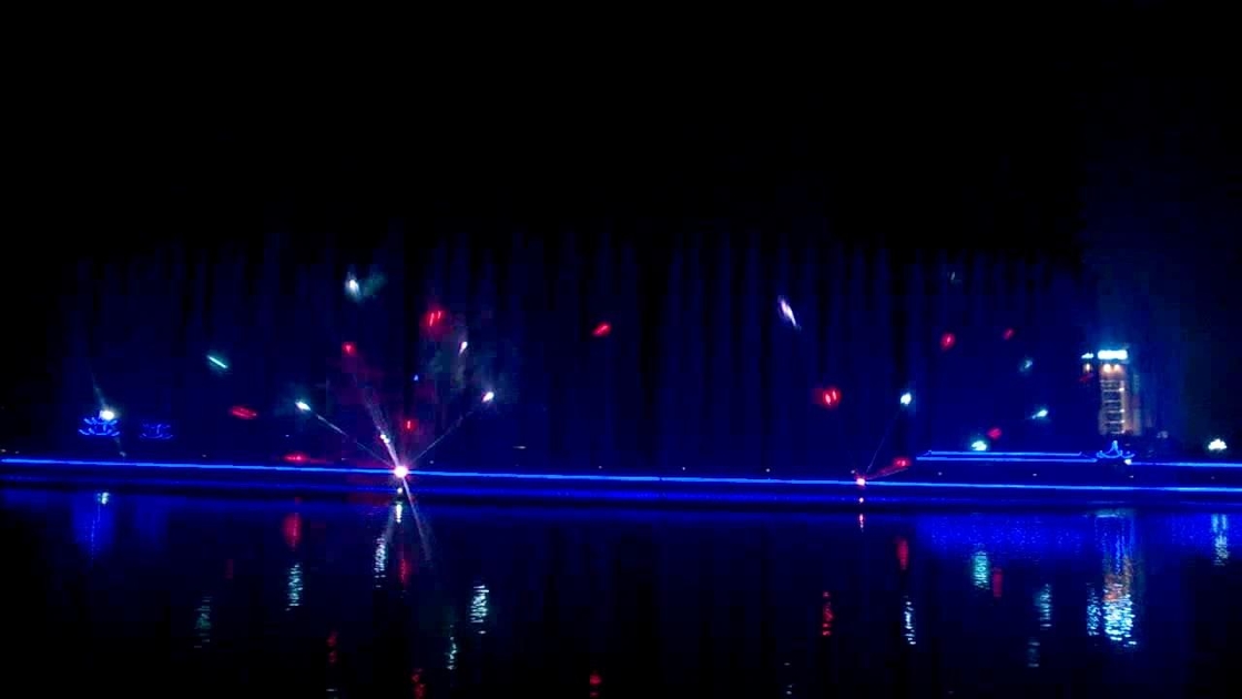 Kreatywne nowoczesne laserowe pokazy tańca na komercyjnym placu dostawca