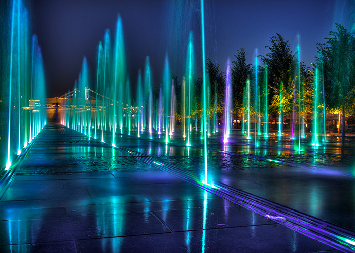 Kolorowe lampy Marmurowa tańcząca fontanna, zapal fontannę dla Uptown dostawca